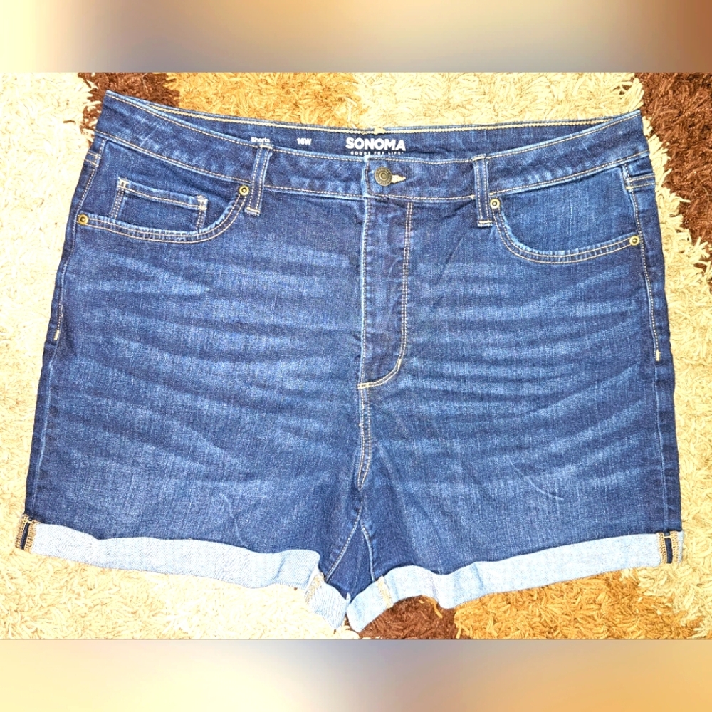Sonoma Women's Blue Jean Shorts Sz 16W
